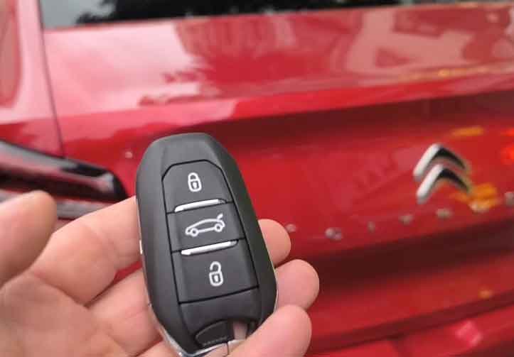 Oto anahtar yapımı araba anahtarı yedekleme çoğaltma